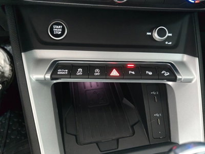 Audi Q3 40 TDI quattro S tronic Business Advanced (12)