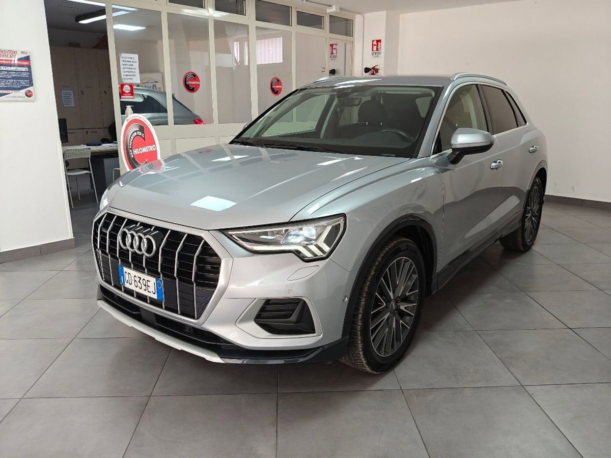 Audi Q3 40 TDI quattro S tronic Business Advanced (19)