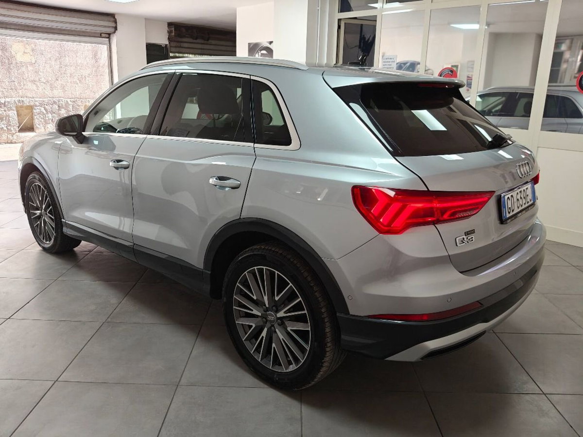 Audi Q3 40 TDI quattro S tronic Business Advanced (4)