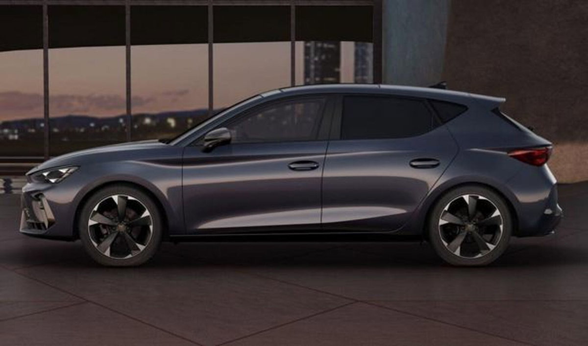 Cupra Leon Leon 1.5 hybrid 150cv dsg (2)