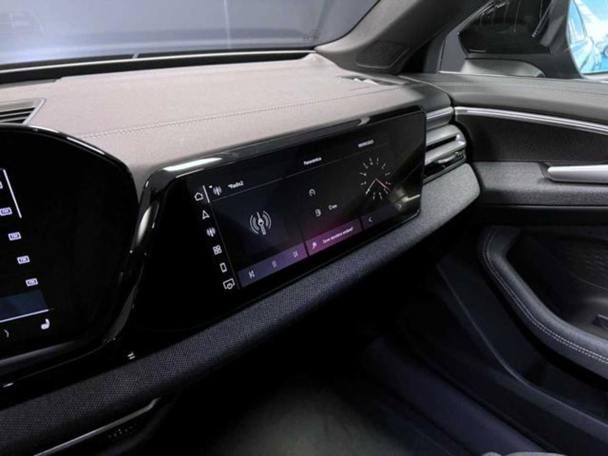 Audi A5 Avant 2.0 tdi mhev+ S line edition 204cv s-tronic (17)
