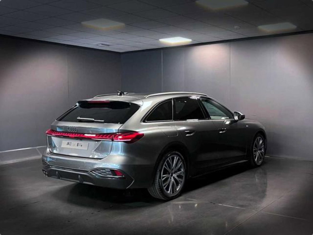 Audi A5 Avant 2.0 tdi mhev+ S line edition 204cv s-tronic (4)