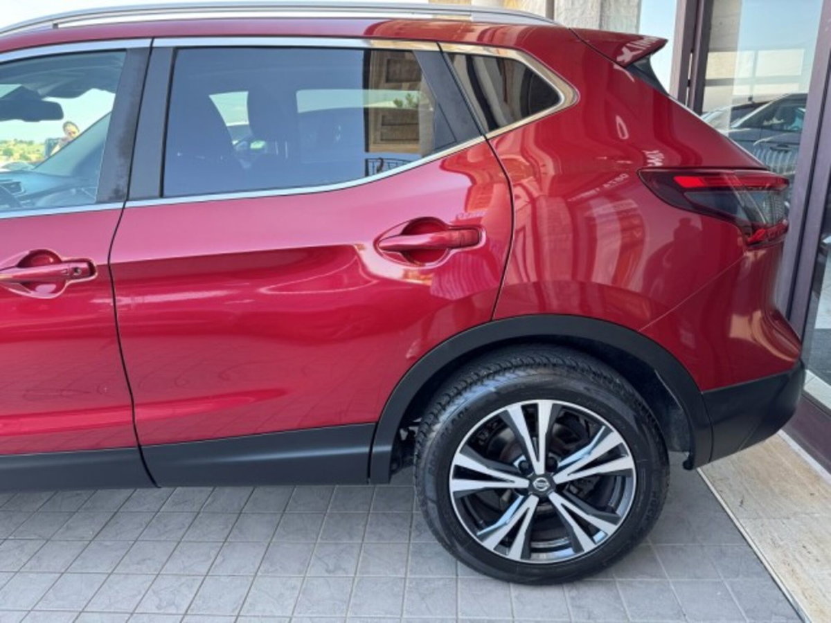 Nissan Qashqai 1.2 DIG-T N-Connecta (11)