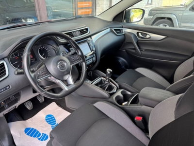 Nissan Qashqai 1.2 DIG-T N-Connecta (16)