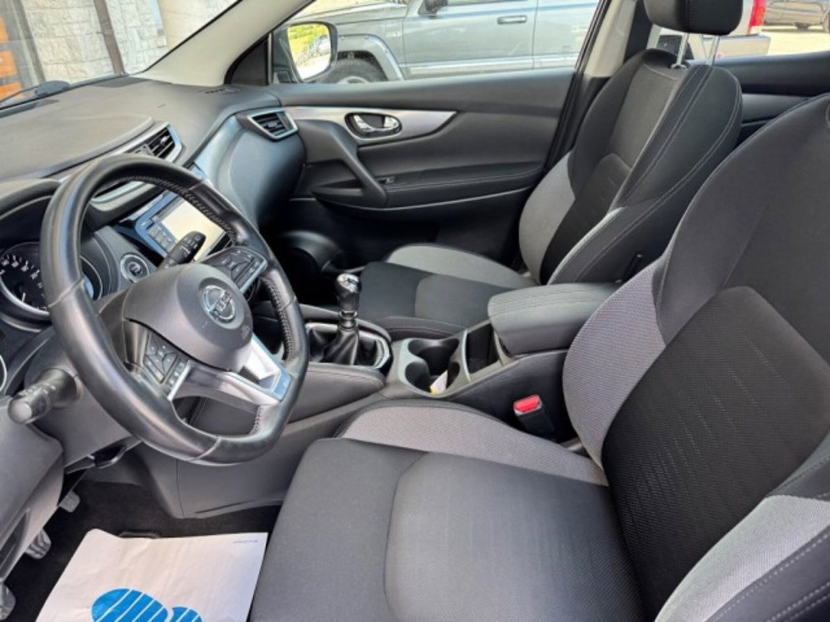 Nissan Qashqai 1.2 DIG-T N-Connecta (18)