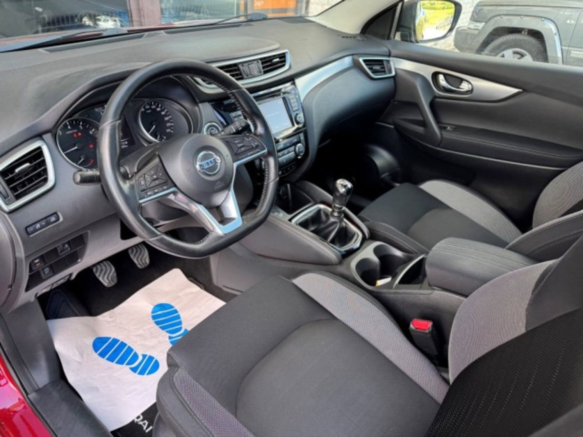 Nissan Qashqai 1.2 DIG-T N-Connecta (19)