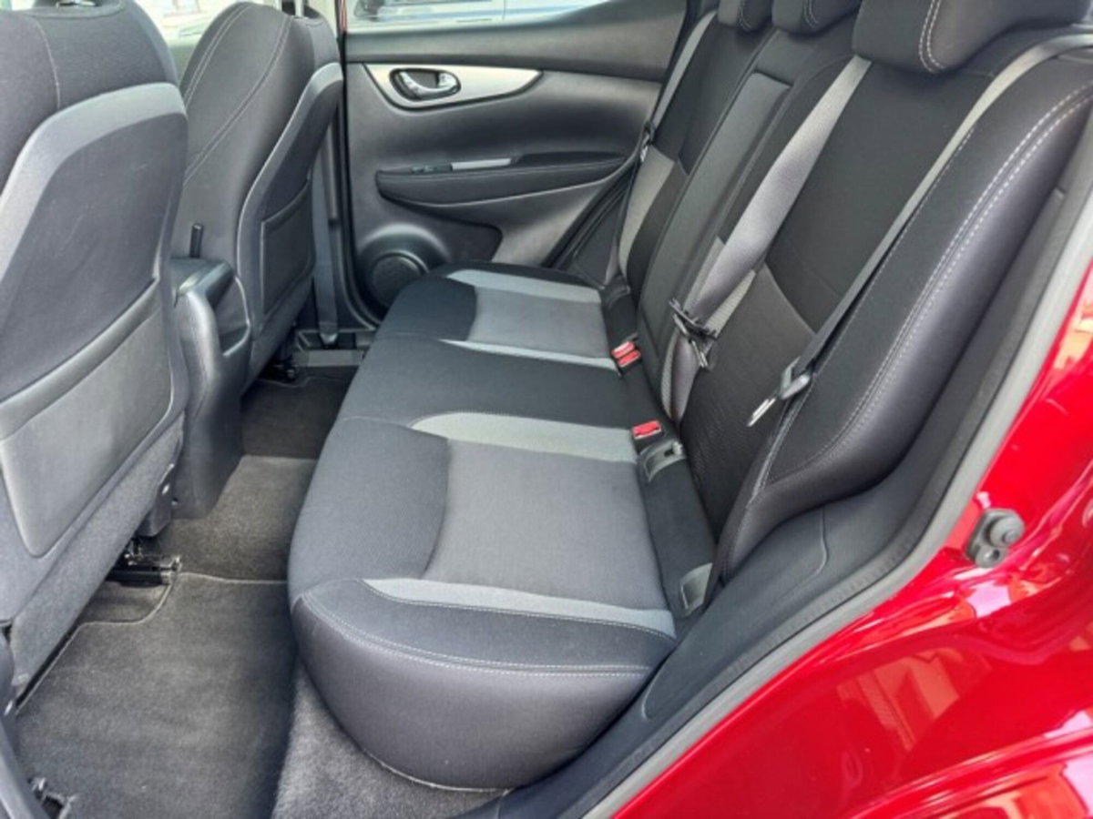 Nissan Qashqai 1.2 DIG-T N-Connecta (20)