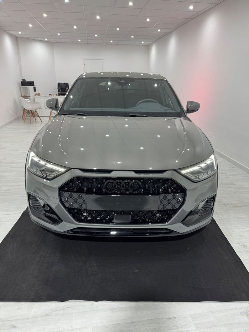 Audi A1 allstreet allstreet 30 TFSI Identity Contrast