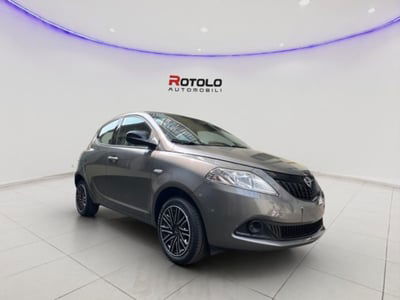 Lancia Ypsilon 1.0 FireFly 5 porte S&S Hybrid Ecochic Silver nuova