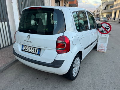 Renault Modus 1.5 dCi 75CV Wave (4)