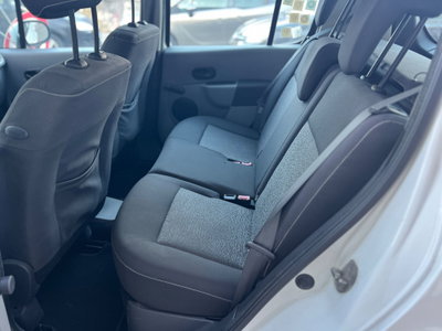 Renault Modus 1.5 dCi 75CV Wave (7)