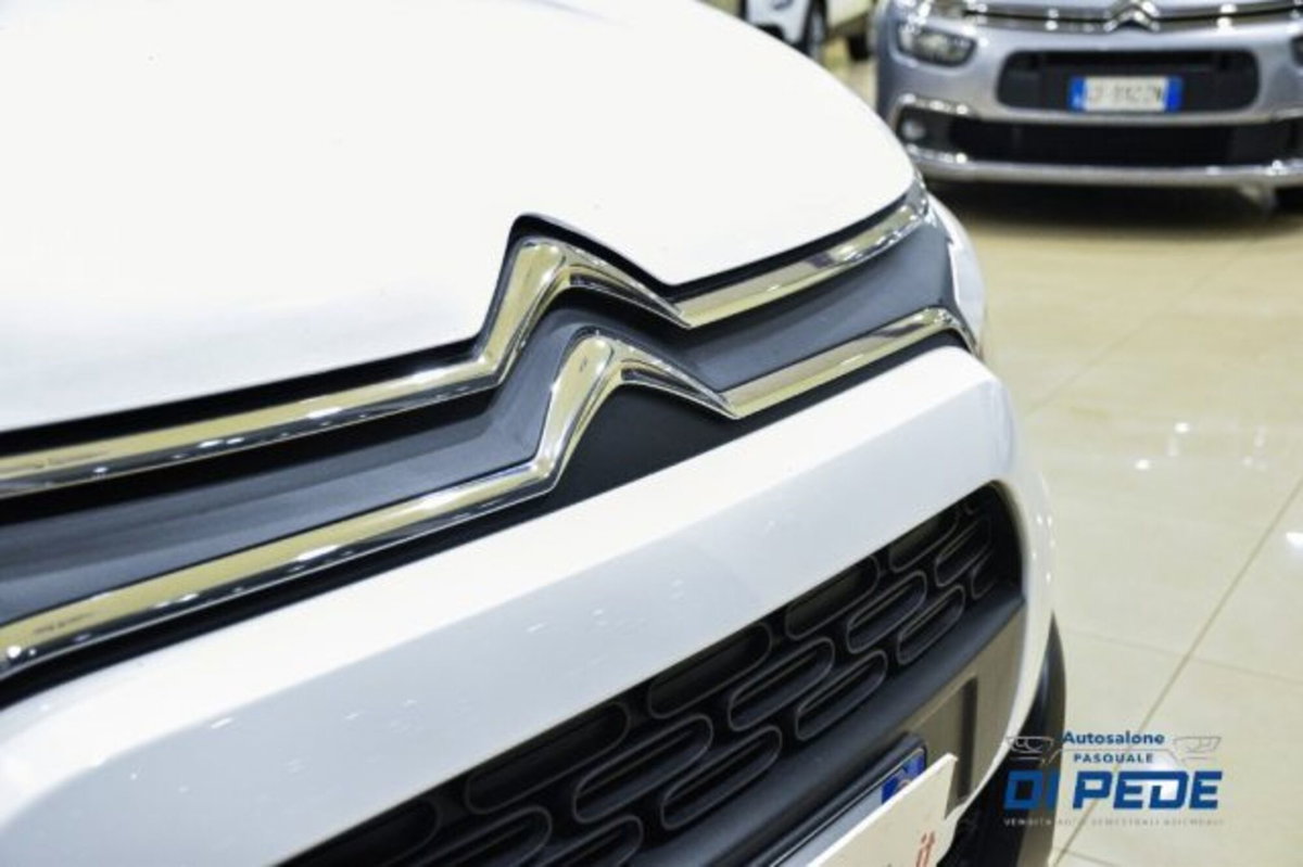 Citroen C3 BlueHDi 100 S&S Feel (9)