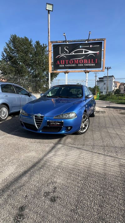 Alfa Romeo 147 1.9 JTD (120) 3 porte Black Line usata
