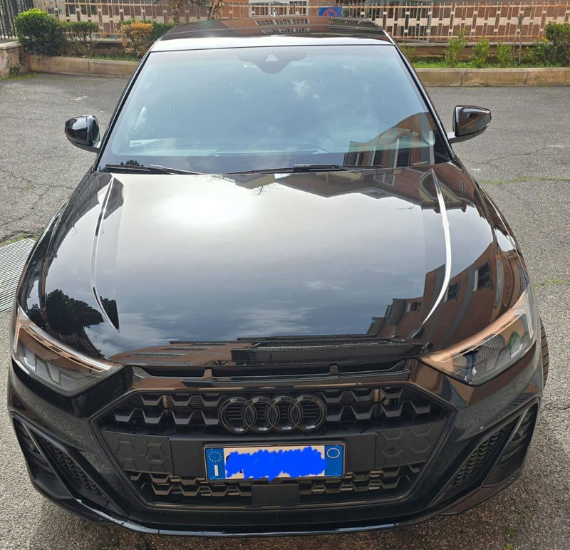Audi A1 Sportback 40 TFSI S tronic Identity Black