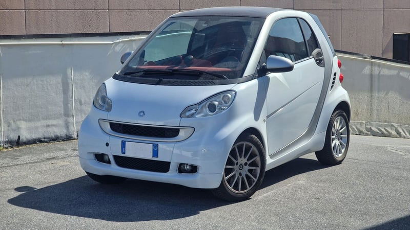 smart Fortwo 1000 52 kW MHD coupé pure