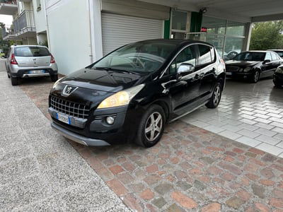 Peugeot 3008 1.6 HDi 112CV cambio robotizzato Tecno usata