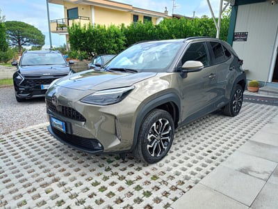 Toyota Yaris Cross 1.5 Hybrid 5p.E-CVT AWD-i Orange Edition usata