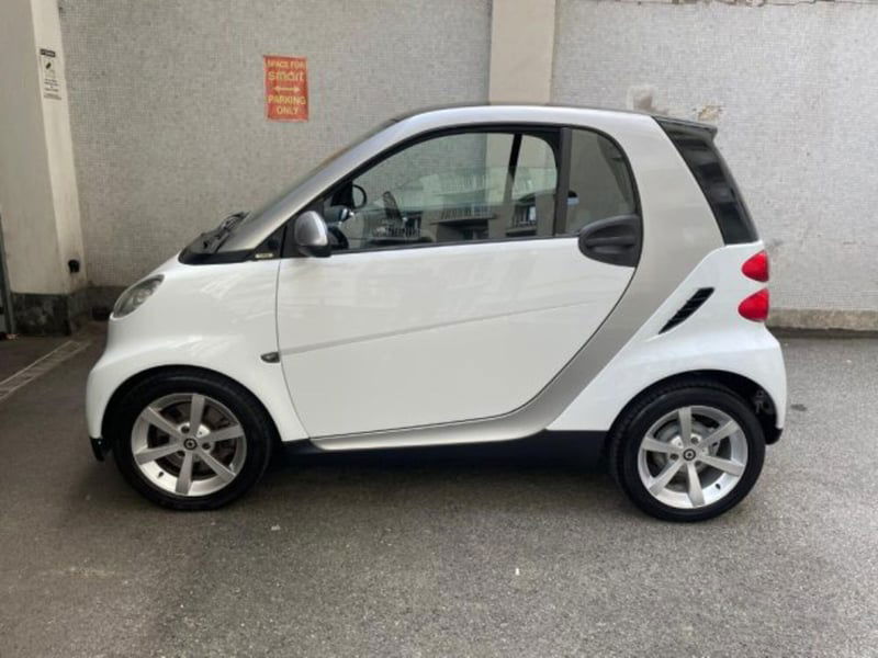 smart Fortwo 1000 52 kW MHD coupé pulse