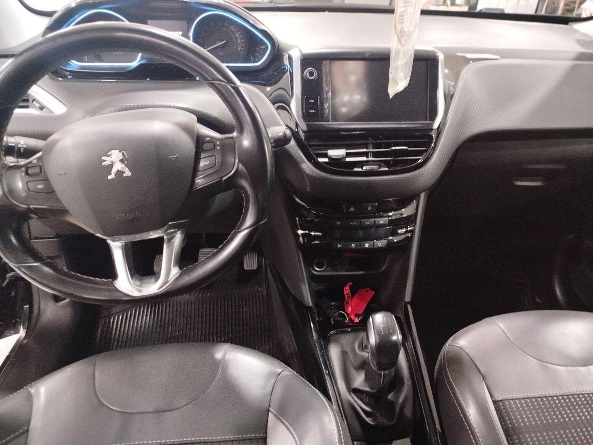 Peugeot 2008 100 Allure (10)