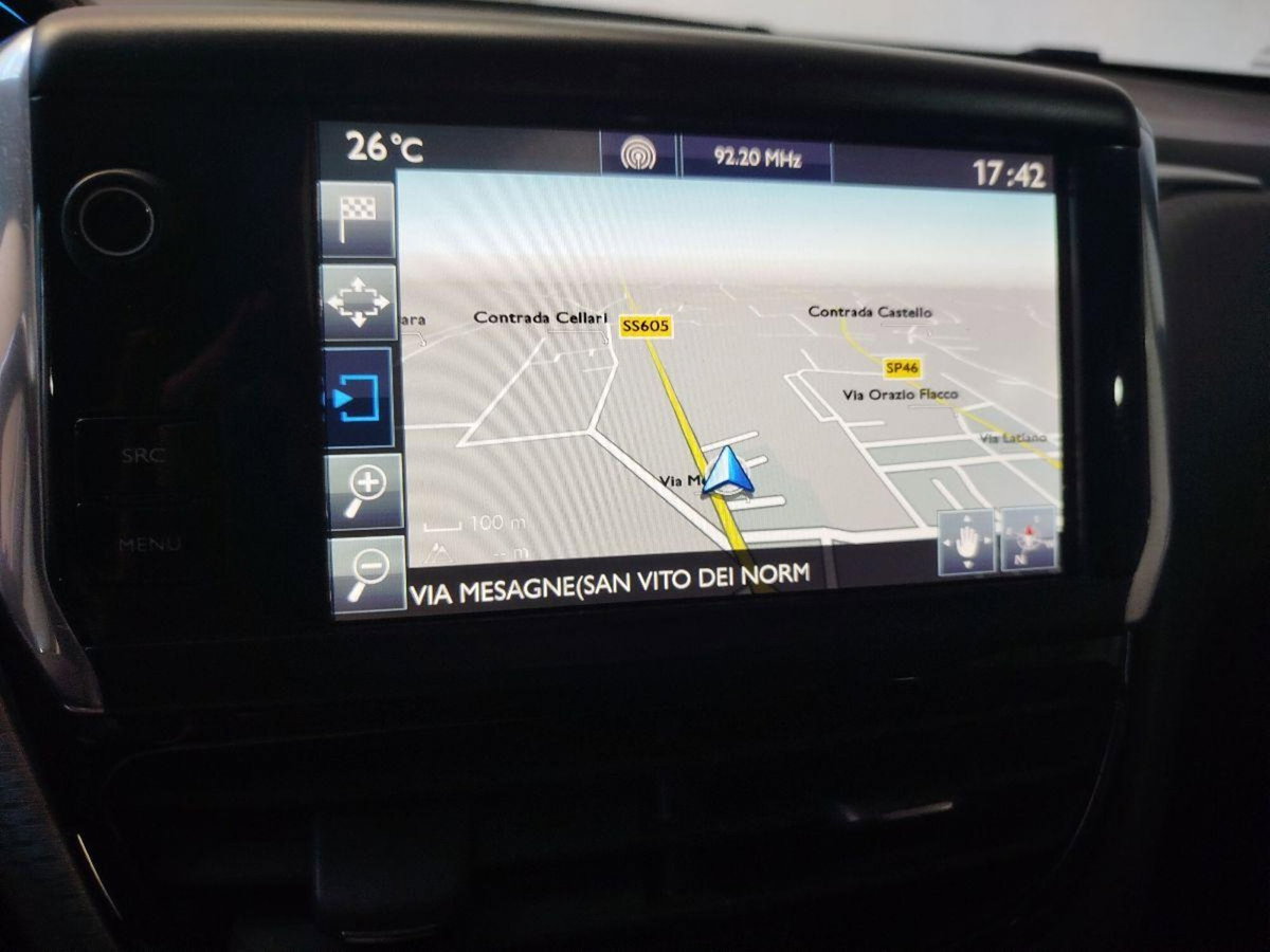 Peugeot 2008 100 Allure (14)