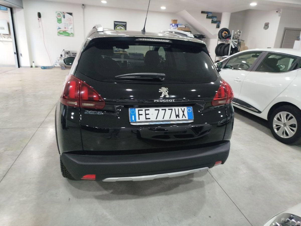 Peugeot 2008 100 Allure (6)