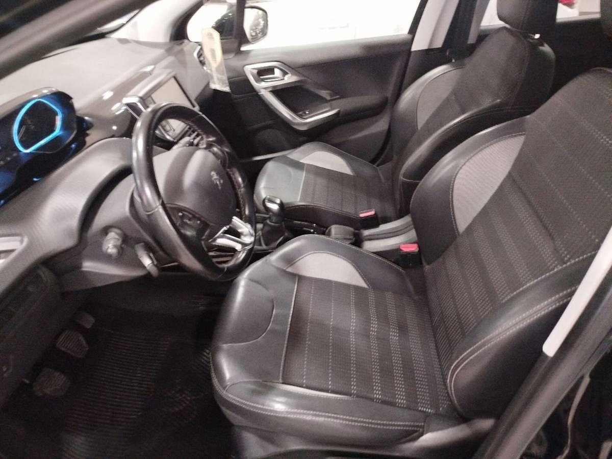 Peugeot 2008 100 Allure (9)