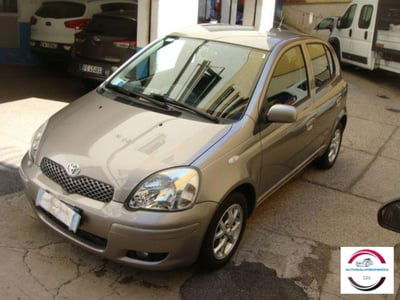 Toyota Yaris 16V cat 5 porte aut. Sol usata
