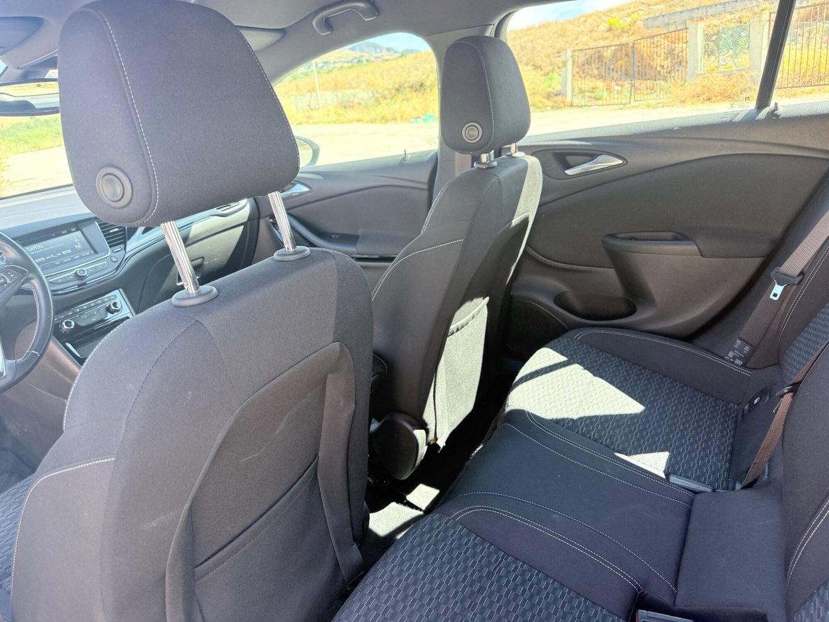 Opel Astra Station Wagon 1.6 CDTi 136CV Start&Stop Sports Business (17)