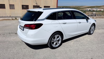 Opel Astra Station Wagon 1.6 CDTi 136CV Start&Stop Sports Business (5)