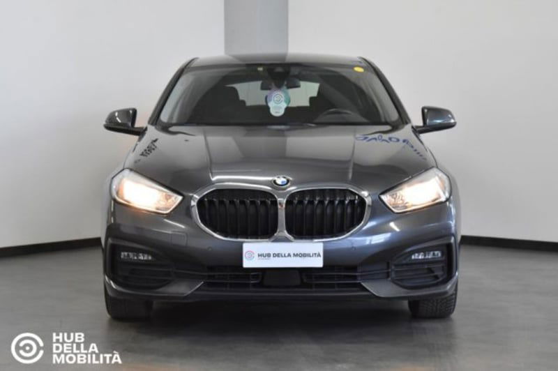 BMW Serie 1 116d 2.0 116CV cat 5 porte Attiva DPF