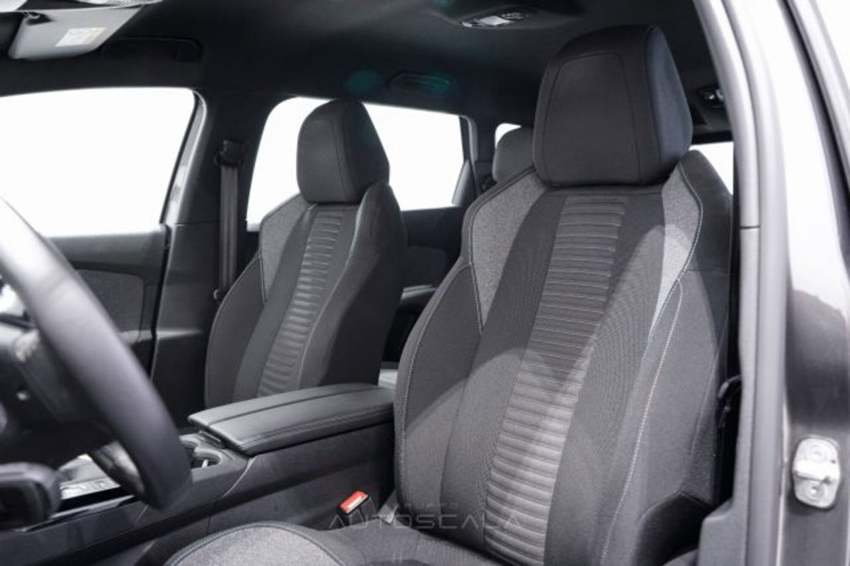 Peugeot 5008 1.2 puretech t Active Pack s&s 130cv (12)