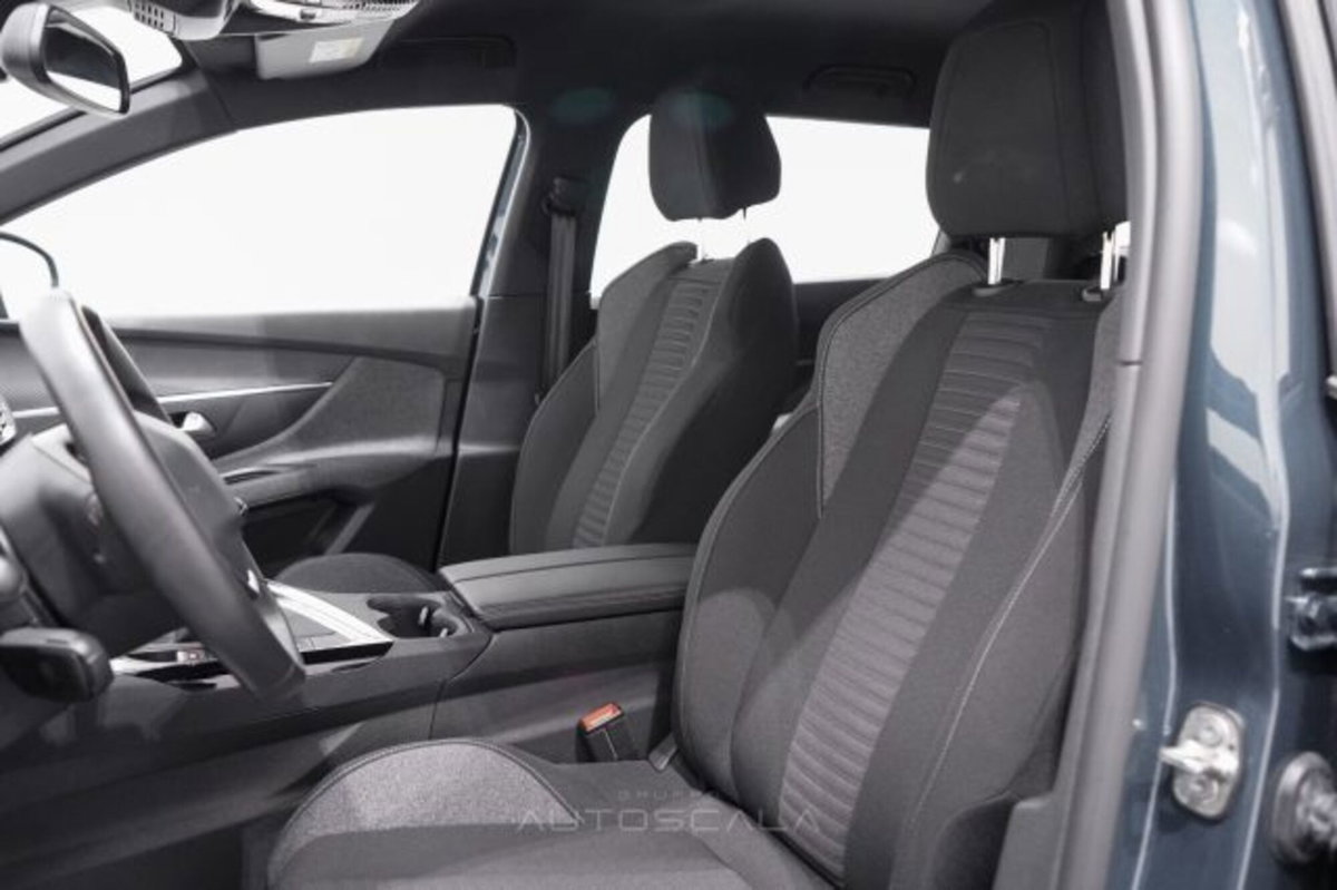 Peugeot 5008 1.2 puretech t Active Pack s&s 130cv (11)
