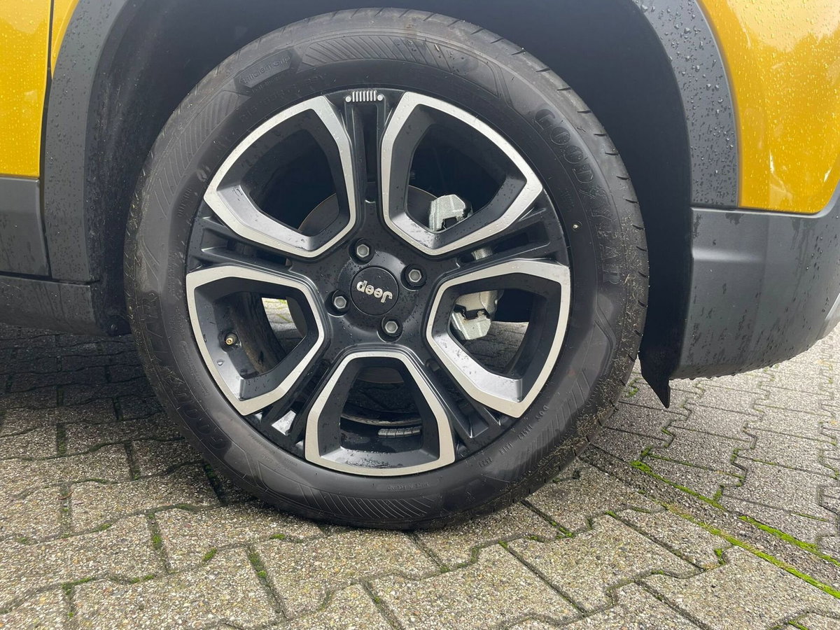 Jeep Avenger 1.2 turbo Altitude fwd 100cv (10)