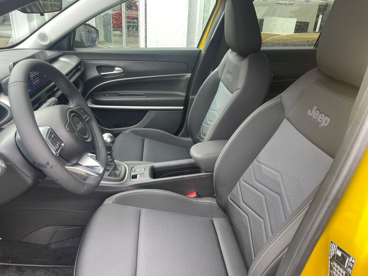 Jeep Avenger 1.2 turbo Altitude fwd 100cv (13)