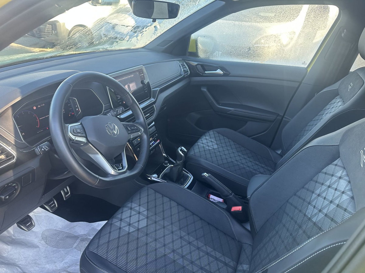 Volkswagen T-Cross 1.0 tsi R-Line 115cv (9)
