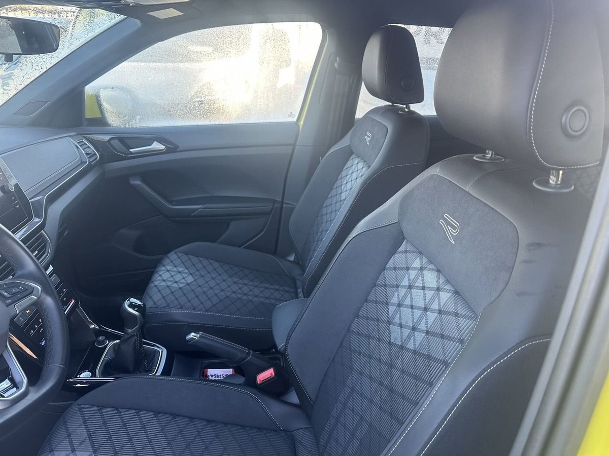 Volkswagen T-Cross 1.0 tsi R-Line 115cv (10)