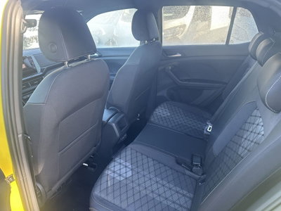 Volkswagen T-Cross 1.0 tsi R-Line 115cv (11)