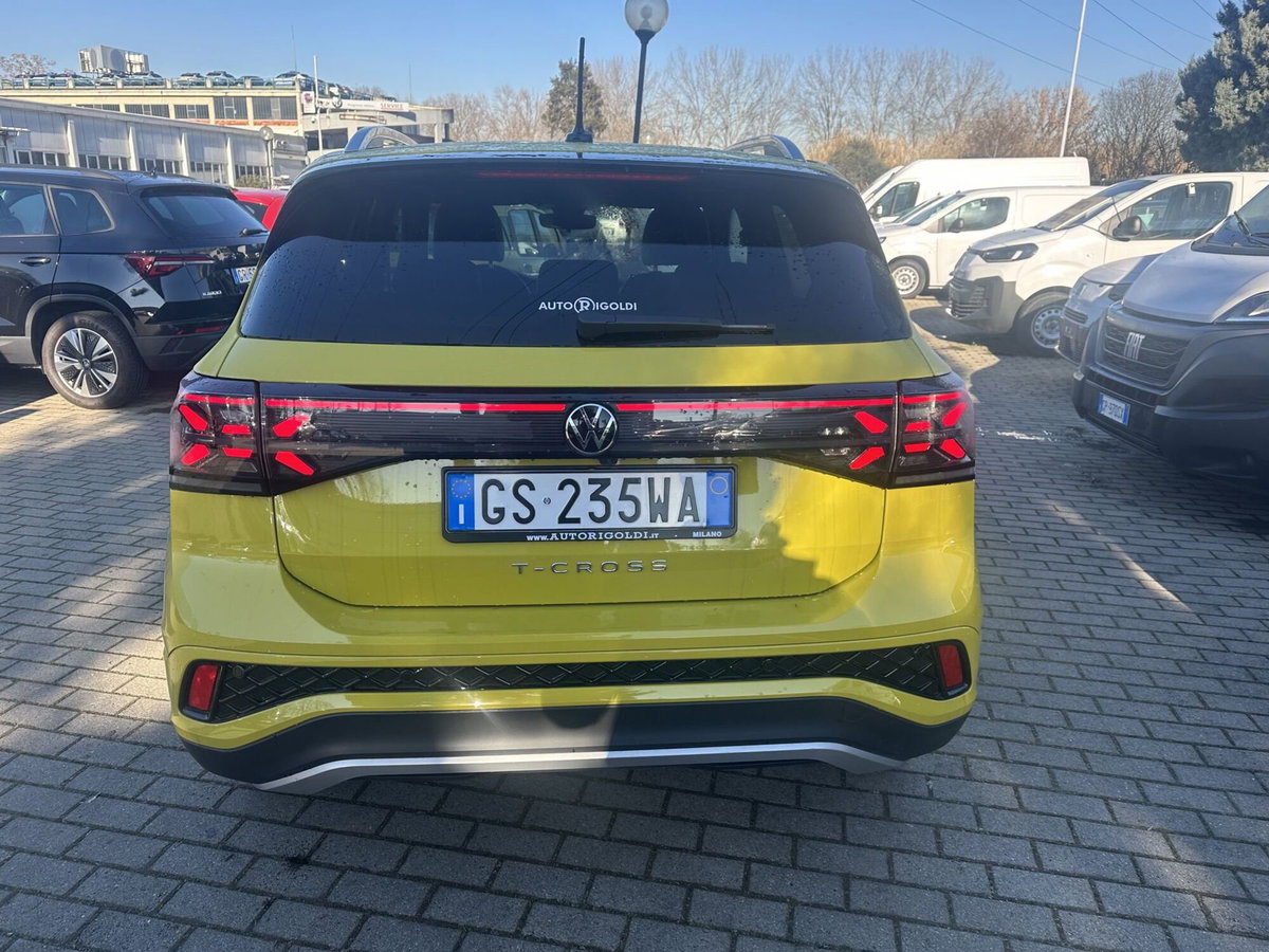 Volkswagen T-Cross 1.0 tsi R-Line 115cv (4)