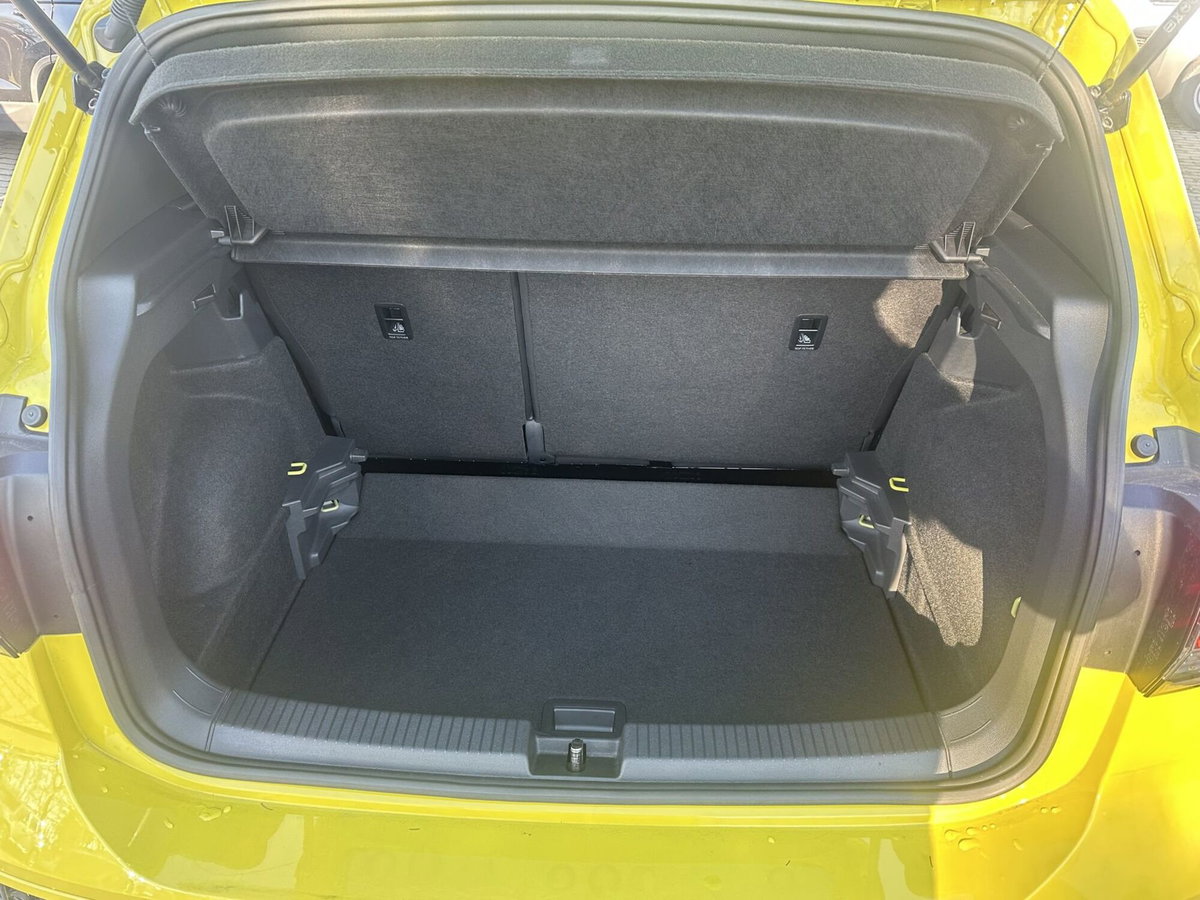 Volkswagen T-Cross 1.0 tsi R-Line 115cv (6)