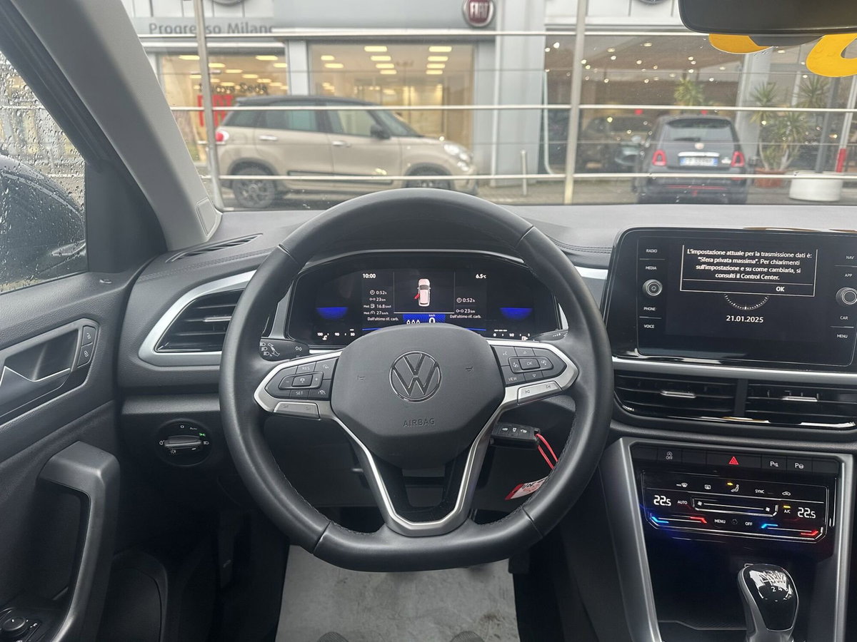 Volkswagen T-Roc 2.0 tdi Life 115cv (12)