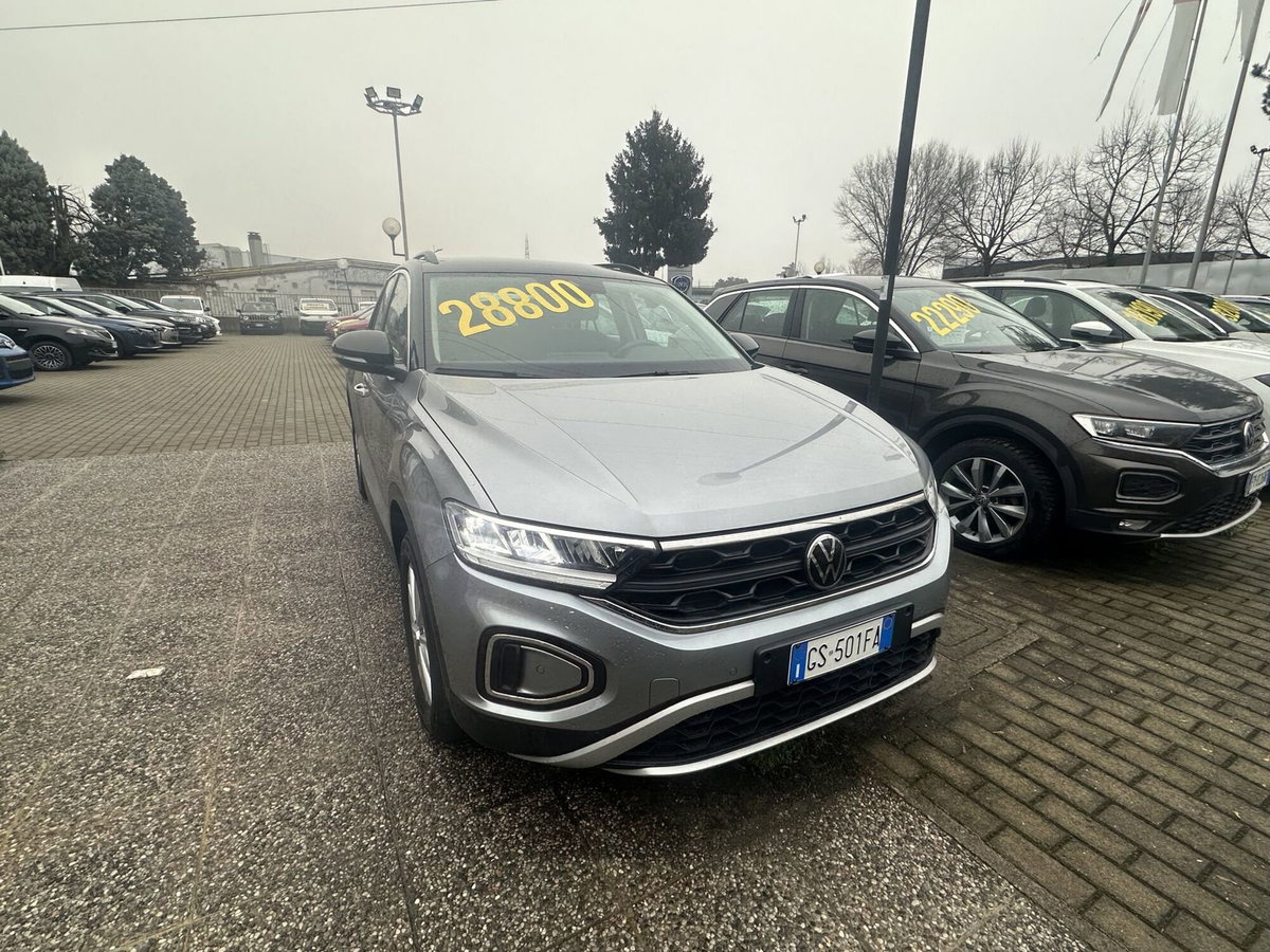 Volkswagen T-Roc 2.0 tdi Life 115cv (3)