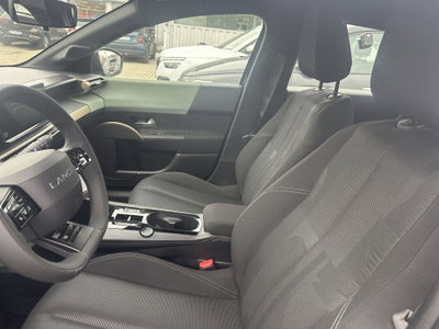 Lancia Ypsilon 54kWh LX 156cv (11)