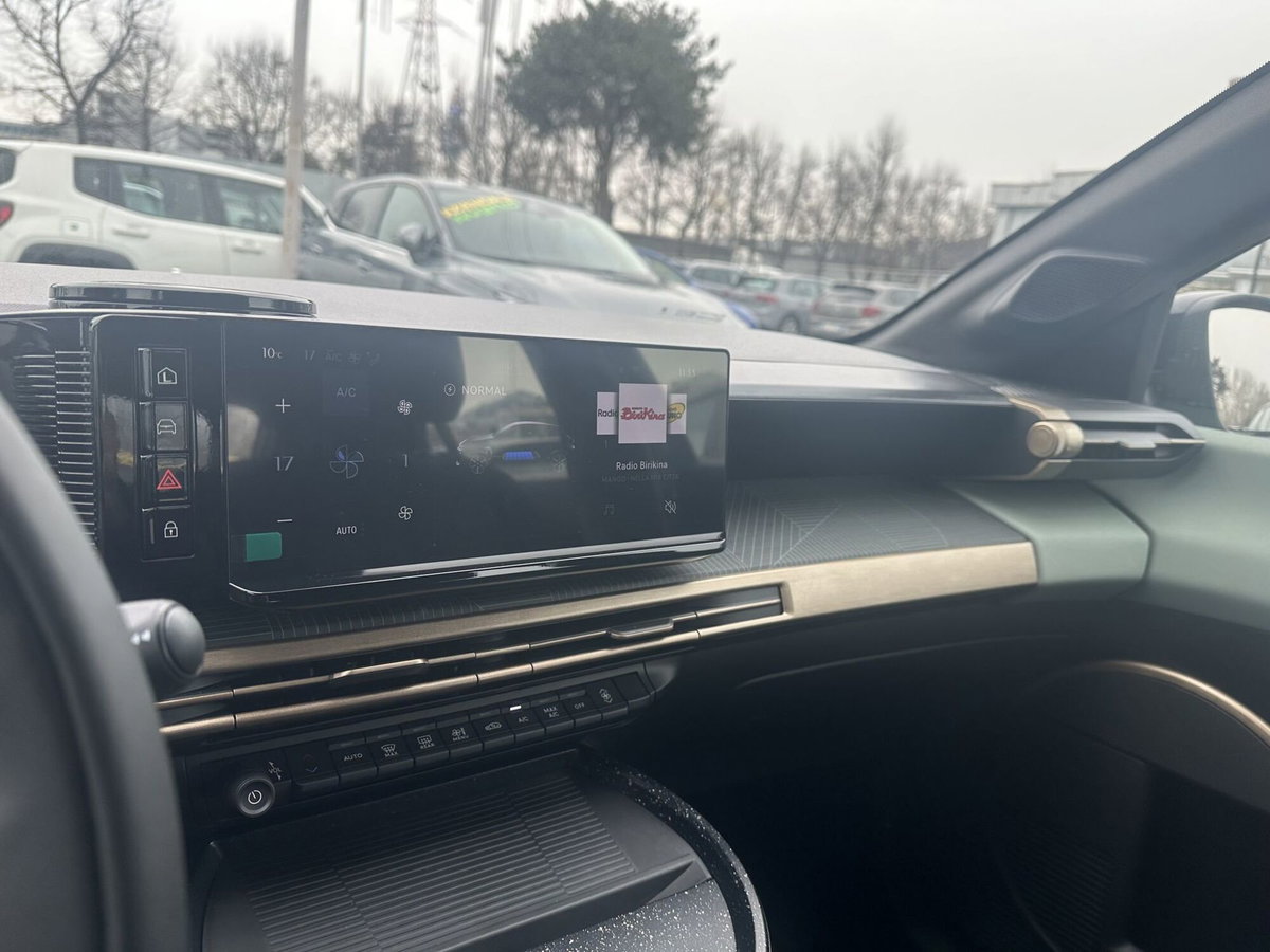 Lancia Ypsilon 54kWh LX 156cv (16)