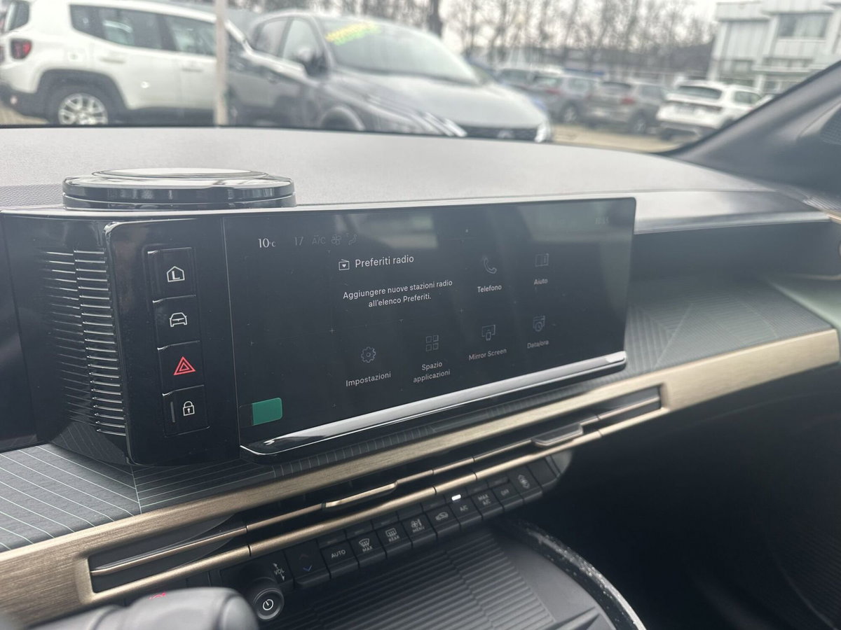 Lancia Ypsilon 54kWh LX 156cv (18)