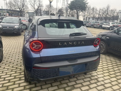 Lancia Ypsilon 54kWh LX 156cv (6)