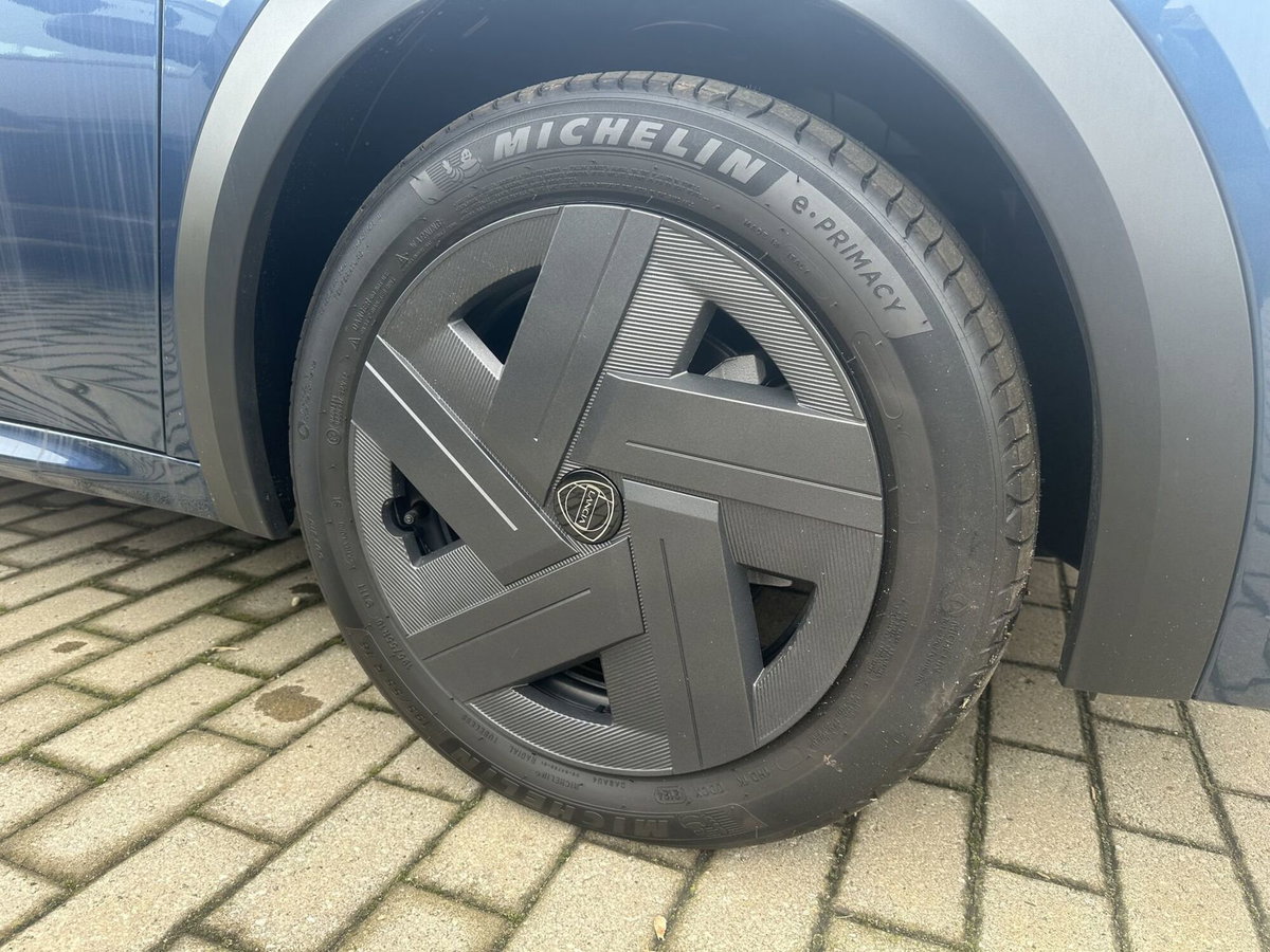 Lancia Ypsilon 54kWh LX 156cv (8)