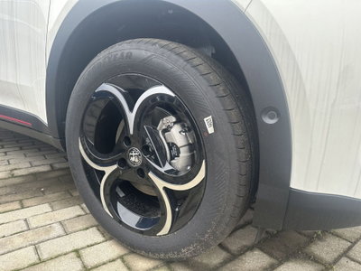 Alfa Romeo Junior elettrica Speciale 156cv (8)