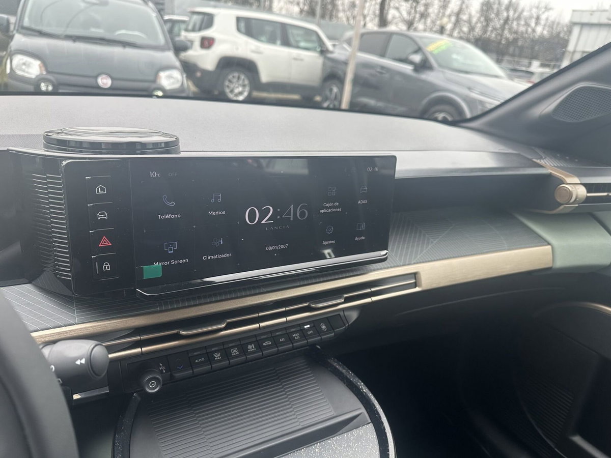 Lancia Ypsilon 51kWh LX (18)