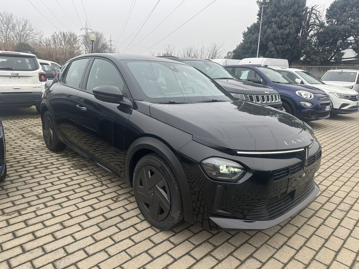 Lancia Ypsilon 51kWh LX (4)