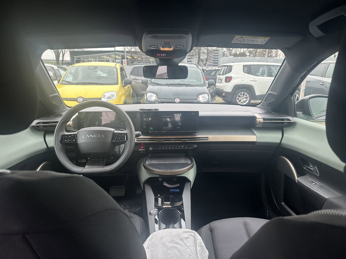 Lancia Ypsilon 51kWh LX (9)